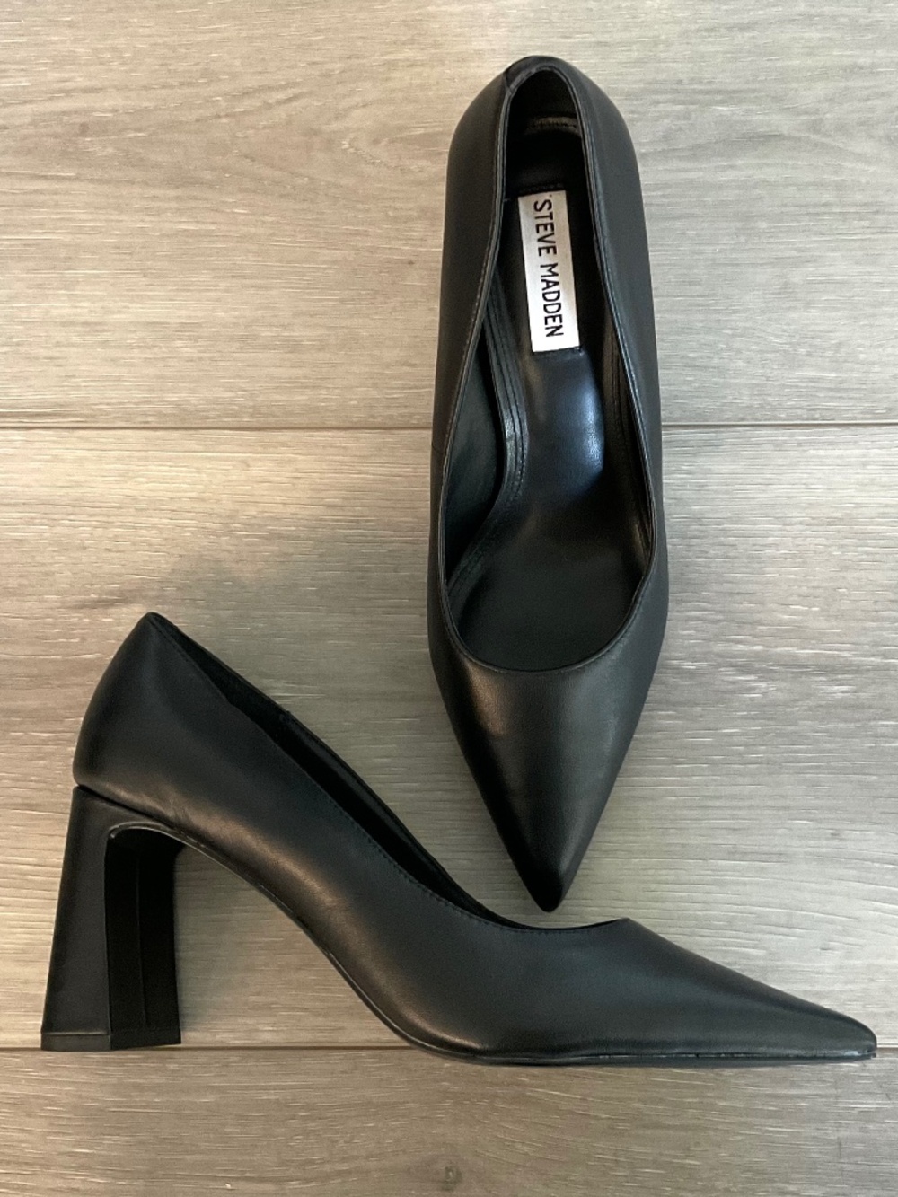 STEVE MADDEN Yorke Block Heel Pointed Toe Pump in Black Leather Size 9